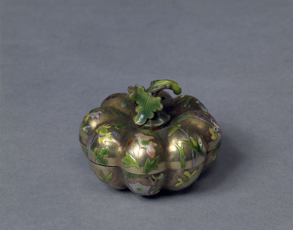 图片[1]-Silver Roasted Blue Flower Melon Style Carmine Box-China Archive